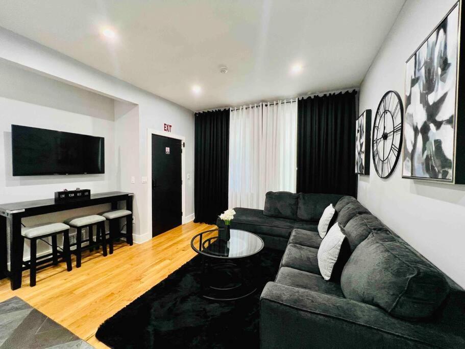 2 Bedroom Apartment, Close To Nyc & Downtown Jc! Apartment *