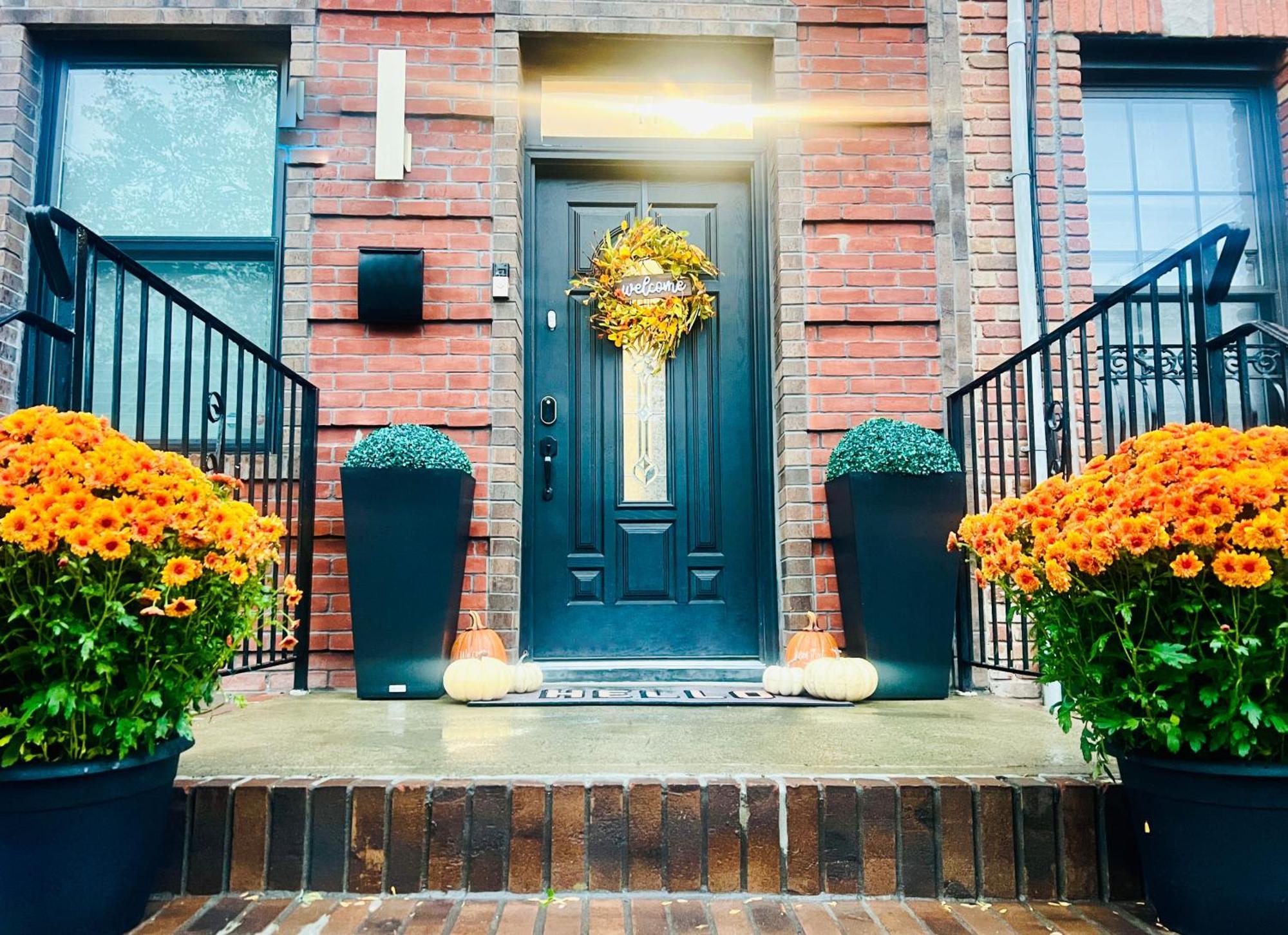 2 Bedroom Apartment, Close To Nyc & Downtown Jc! *